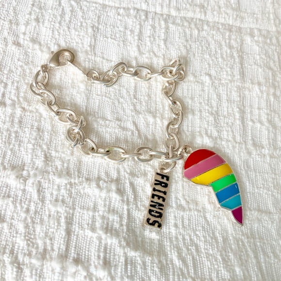 Jewelry - 🌺 Silvertone “Friends” Bracelet